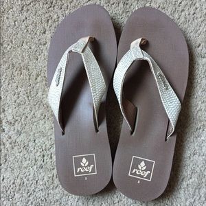Dusty Pink REEF Sandals